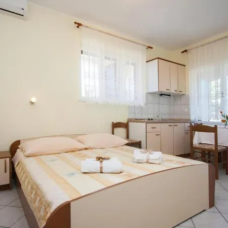 & Smile Dolac Primo - With Terrace And Garden View